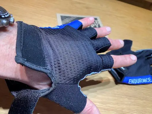 Rehook cycling gloves fit